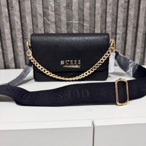 Cartera cadena negra